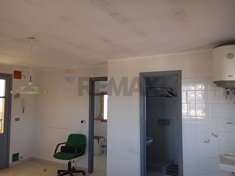 Attico in Vendita a Catania, 44'000&euro;, 50 m²