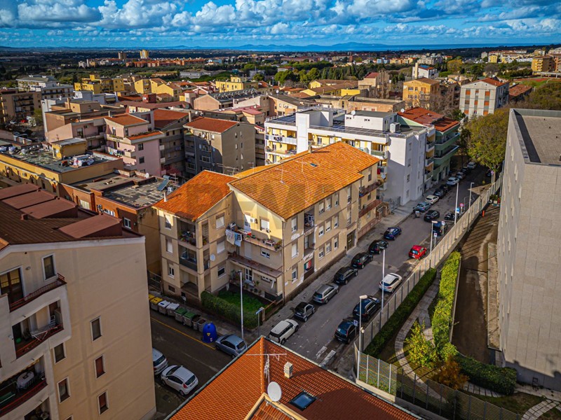 Appartamento in Vendita a Sassari, 100'000&euro;, 148 m²