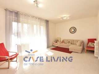 Trilocale in Vendita a Rosate, 210'000&euro;, 115 m²