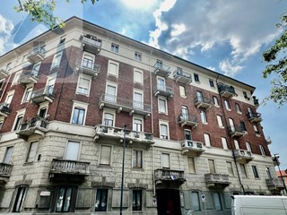 Trilocale in Vendita a Torino, 93'000&euro;, 75 m²
