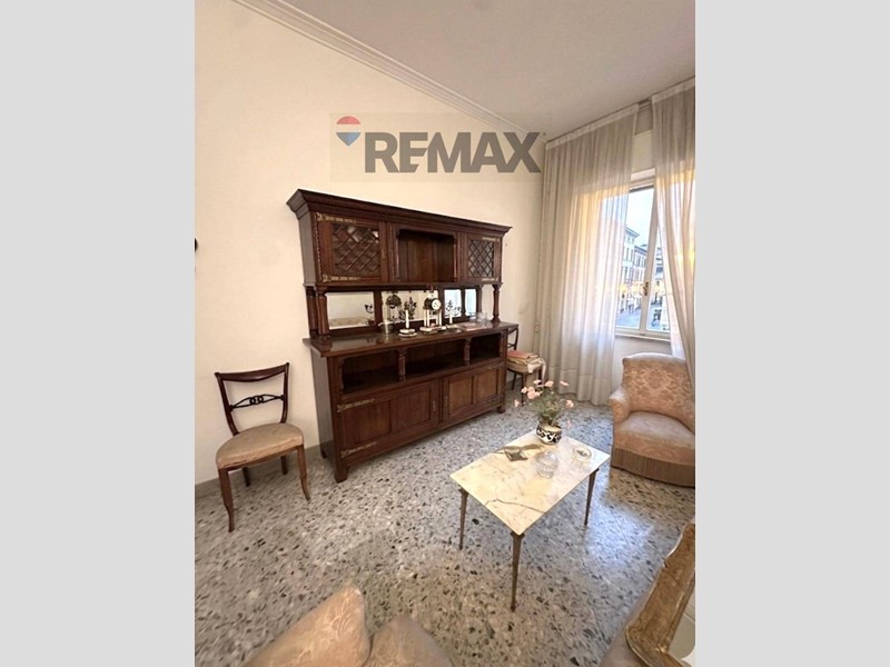 Trilocale in Vendita a Palermo, 210'000&euro;, 88 m²