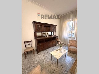 Trilocale in Vendita a Palermo, 210'000&euro;, 88 m²