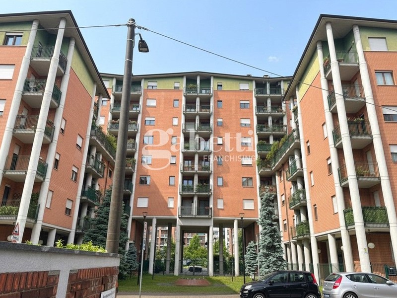 Bilocale in Vendita a Torino, 235'000&euro;, 70 m²