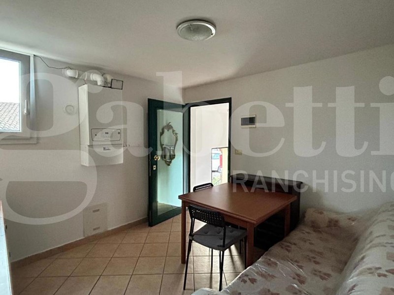 Bilocale in Vendita a Bologna, 125'000&euro;, 40 m²