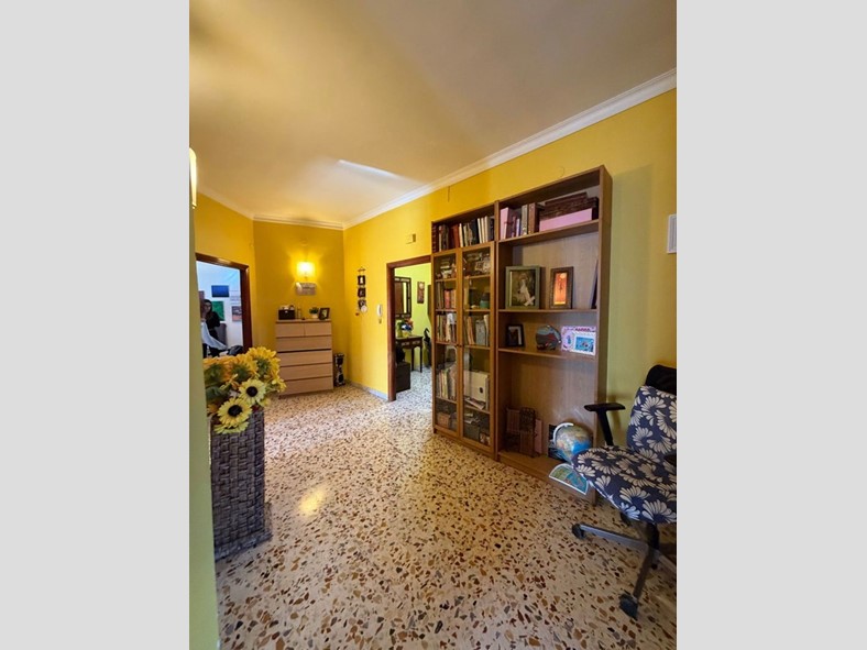 Quadrilocale in Vendita a Marano di Napoli, 140'000&euro;, 135 m²