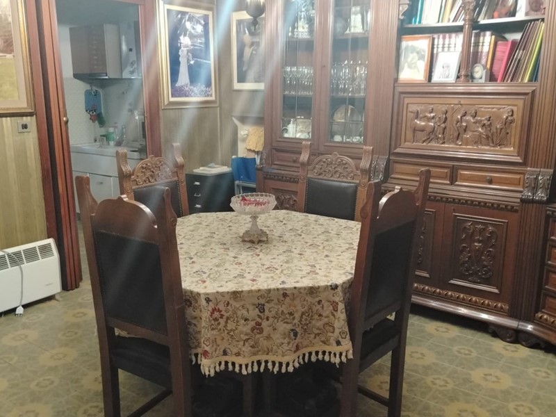 Trilocale in Vendita a Torino, 175'000&euro;, 90 m²