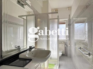 Bilocale in Vendita a Roma, 269'000&euro;, 83 m²