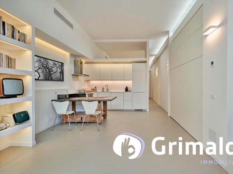 Bilocale in Affitto a Milano, 1'300&euro;, 65 m², arredato