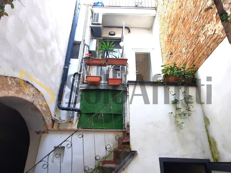 Trilocale in Affitto a Carpi, zona Centro Storico, 500&euro;, 64 m²