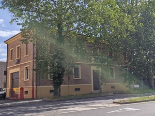Quadrilocale in Vendita a Modena, 175'000&euro;, 112 m²