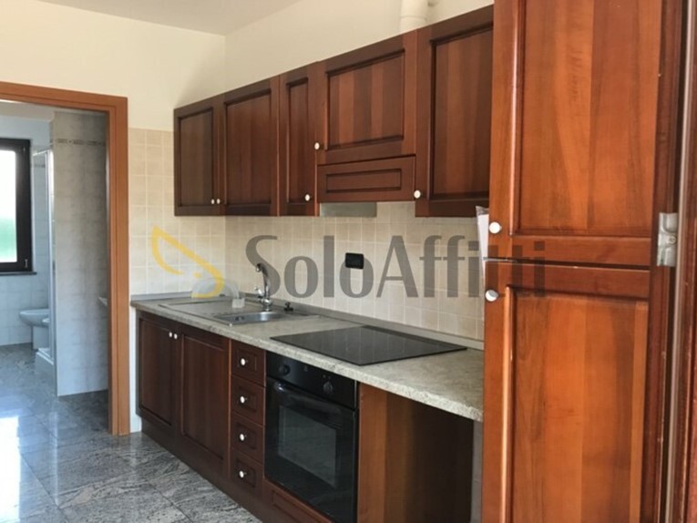 Bilocale in Affitto a Settimo Torinese, zona Borgo Nuovo, 500&euro;, 46 m², arredato, con Box