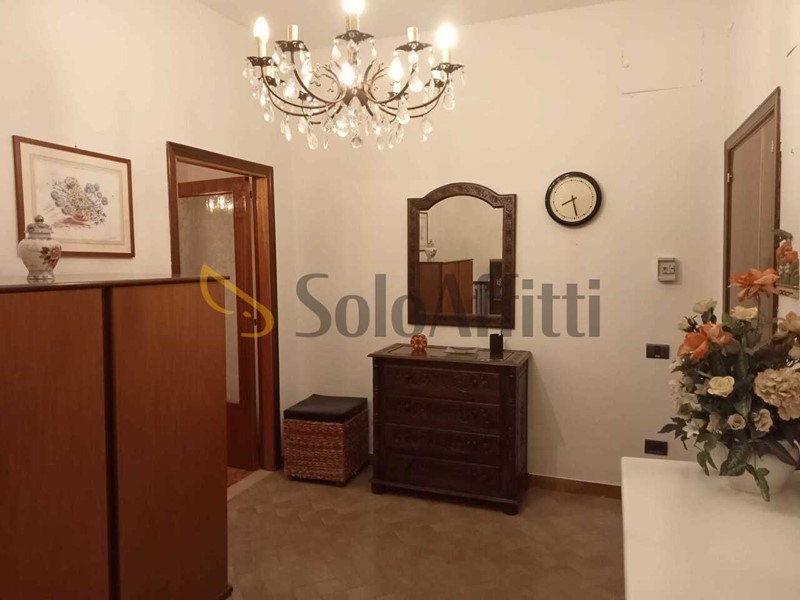 Appartamento in Affitto a Macerata, 600&euro;, 80 m², arredato