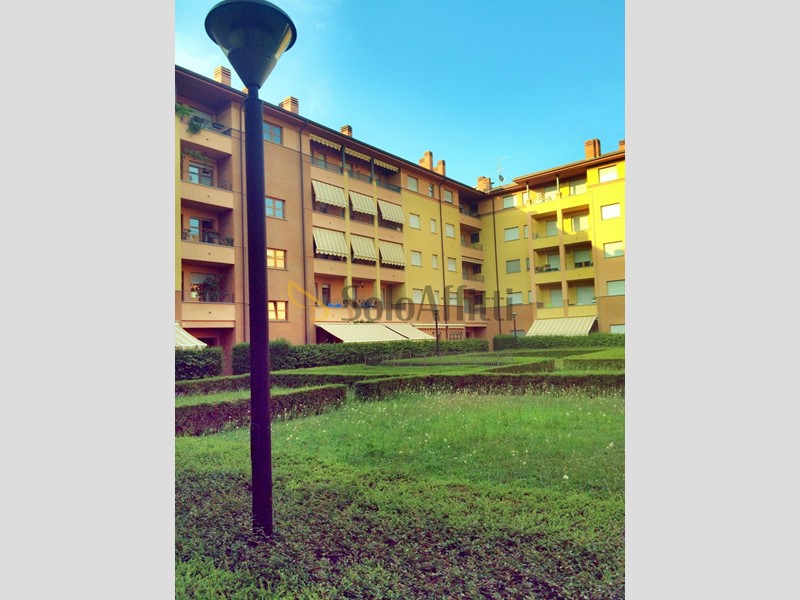 Bilocale in Affitto a Desio, zona Municipio, 620&euro;, 54 m², arredato, con Box