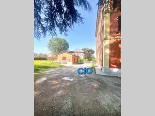 Appartamento in Vendita a Bologna, 520'000&euro;, 170 m²