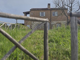 Quadrilocale in Vendita a Monteroni d'Arbia, zona Radi, 205'000&euro;, 100 m², arredato