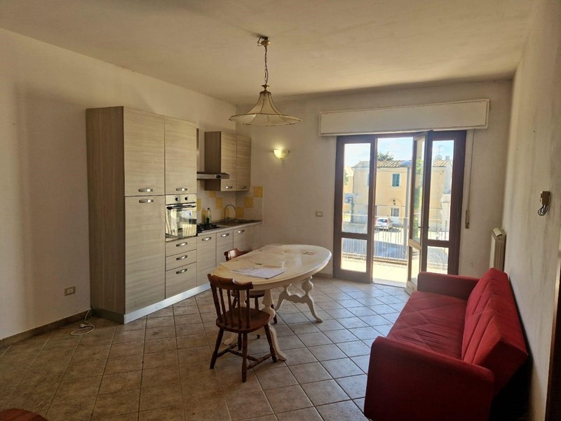 Trilocale in Vendita a Casciana Terme Lari, zona Perignano, 94'000&euro;, 80 m², arredato