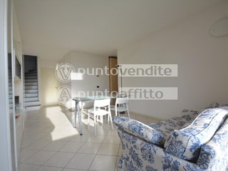 Quadrilocale in Vendita a Lucca, zona Arancio, 240'000&euro;, 90 m², arredato