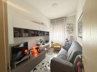 Appartamento in Vendita a Vinci, zona Vitolini, 210'000&euro;, 100 m²