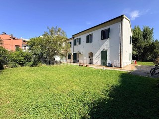 Bilocale in Vendita a Pisa, 139'000&euro;, 48 m², arredato