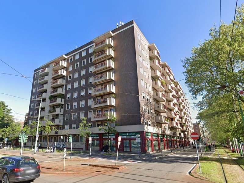Appartamento in Vendita a Milano, 421'500&euro;, 160 m², con Box
