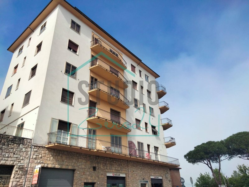 Quadrilocale in Vendita a Perugia, 120'000&euro;, 129 m²