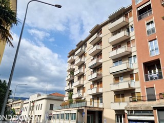 Trilocale in Affitto a Como, 900&euro;, 95 m²