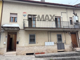 Appartamento in Vendita a San Giorgio del Sannio, 105'000&euro;, 115 m²