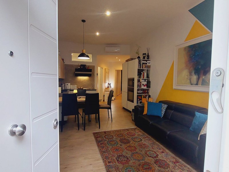 Trilocale in Vendita a Bologna, 298'000&euro;, 69 m²