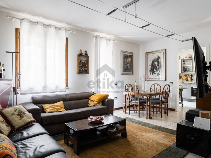 Quadrilocale in Vendita a Treviso, 255'000&euro;, 118 m²