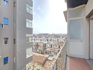 Bilocale in Vendita a Catania, 60'000&euro;, 32 m²