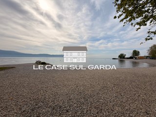 Bilocale in Vendita a Toscolano Maderno, 188'000&euro;, 57 m²