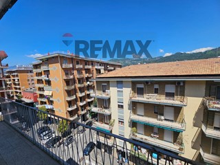 Appartamento in Vendita a Salerno, 327'000&euro;, 140 m²