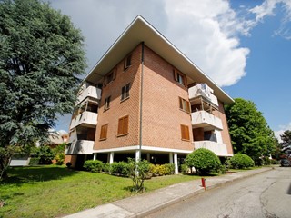 Appartamento in Vendita a Volpiano, 110'000&euro;, 140 m²
