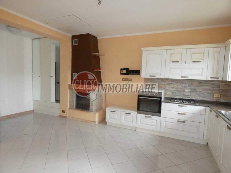 Bilocale in Vendita a Vicchio, 95'000&euro;, 54 m², con Box