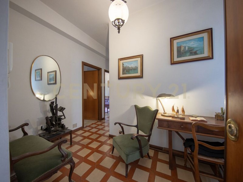 Appartamento in Vendita a Roma, 225'000&euro;, 70 m²