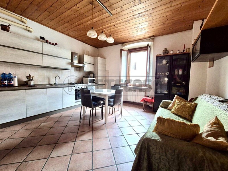 Bilocale in Vendita a Cremona, 70'000&euro;, 52 m², arredato