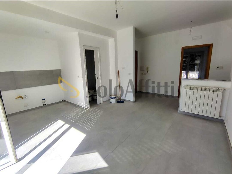 Quadrilocale in Affitto a Reggio Calabria, zona Gallina, 410&euro;, 93 m²