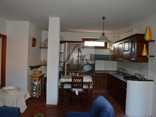 Trilocale in Vendita a Lucca, zona Sant'Anna, 190'000&euro;, 70 m², arredato