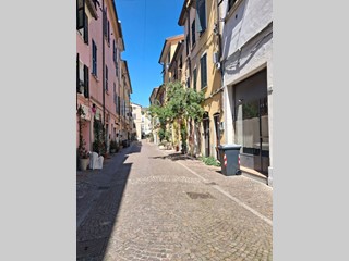 Appartamento in Vendita a Sarzana, 180'000&euro;, 92 m²