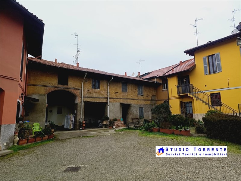 Bilocale in Vendita a Cormano, 135'000&euro;, 65 m²