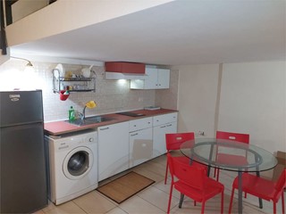 Monolocale in Vendita a Napoli, 99'000&euro;, 31 m²
