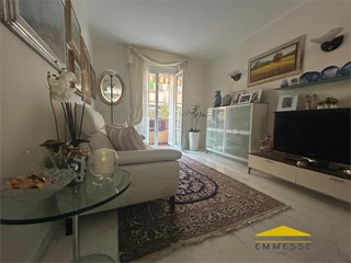 Appartamento in Vendita a Massa, 309'000&euro;, 130 m²