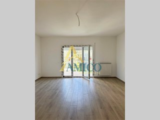 Trilocale in Vendita a Santa Flavia, 218'000&euro;, 110 m²