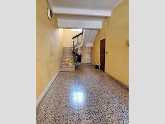 Trilocale in Vendita a Napoli, 135'000&euro;, 60 m²