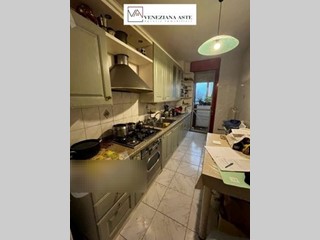 Appartamento in Vendita a Venezia, 102'938&euro;, 107 m²