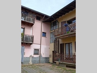 Trilocale in Vendita a Almenno San Bartolomeo, 31'800&euro;, 40 m²