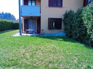 Trilocale in Vendita a Carnate, 142'945&euro;, 85 m², con Box