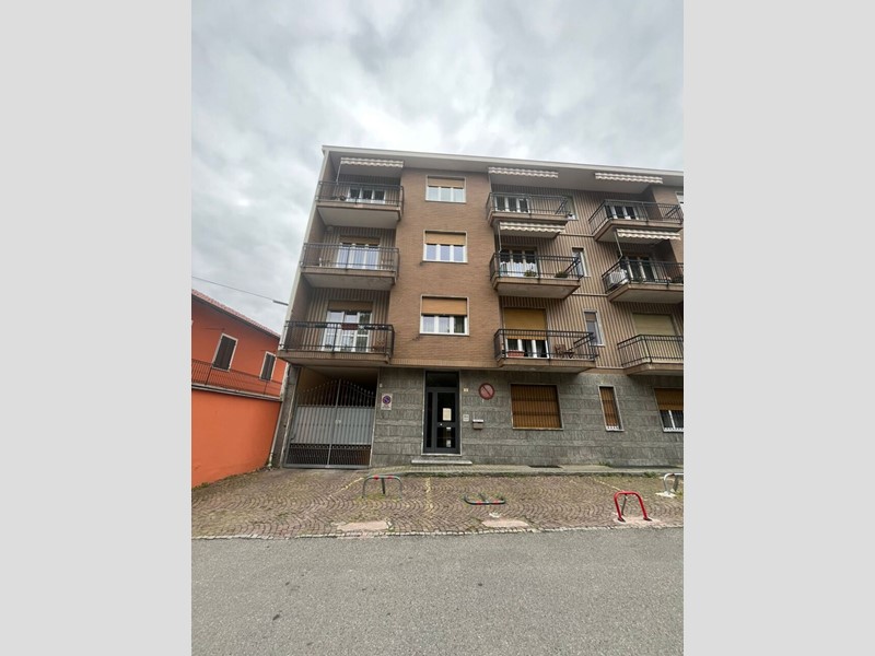 Bilocale in Vendita a Rivoli, 40'000&euro;, 25 m²