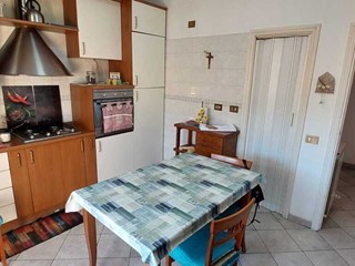 Appartamento in Vendita a Asciano, 125'000&euro;, 120 m², arredato, con Box