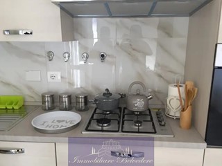 Appartamento in Affitto a Firenze, zona San Jacopino, 2'500&euro;, 120 m², arredato